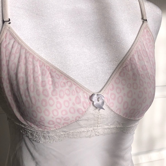 White and Pink Mesh Lace Trim Chemise - Picture 2 of 7